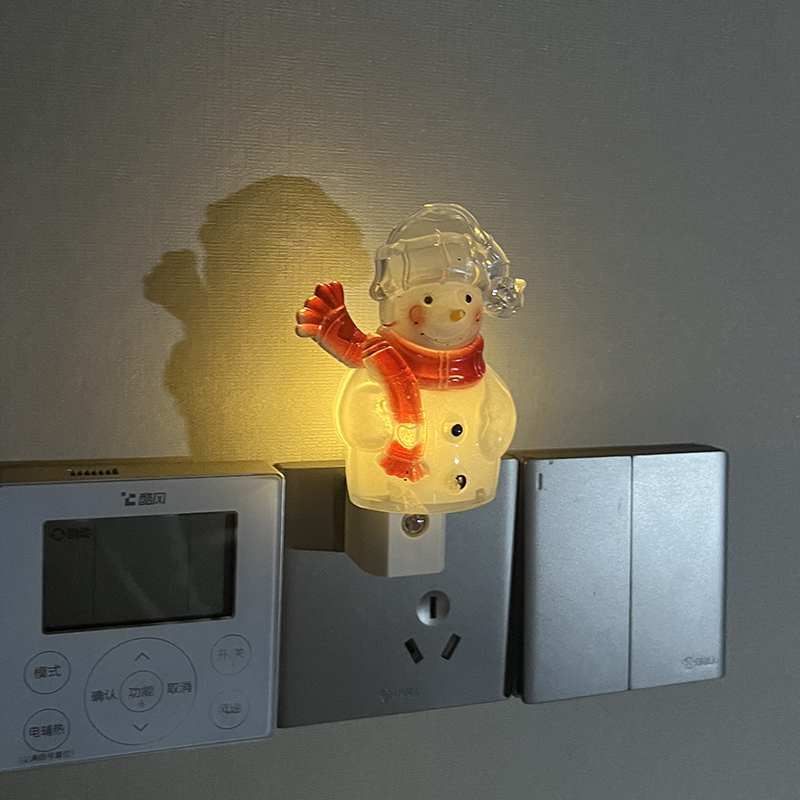 Photo Sensor Snowman Lights 3000-6000K 0.5W Plug In Indoor Kids Room Snowman LED Kids Lamp Night Light For Christmas