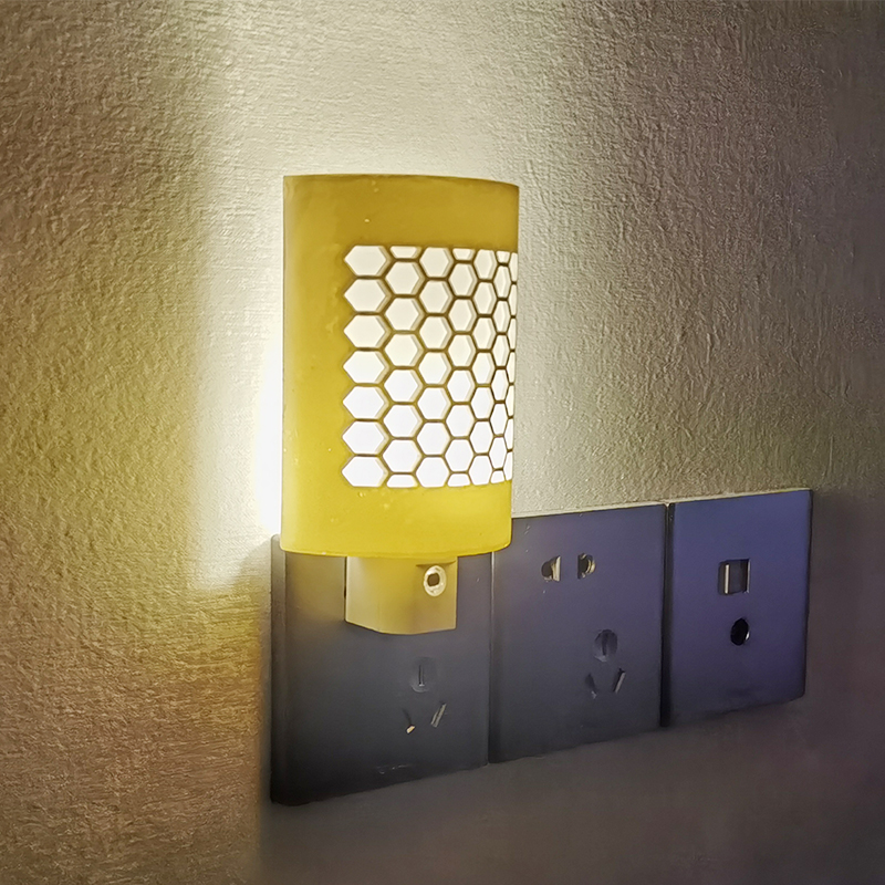 ETL Certificate Bed Lamp Night Light Plug In Wall LED Vintage Night Light With Dusk To Dawn Sensor